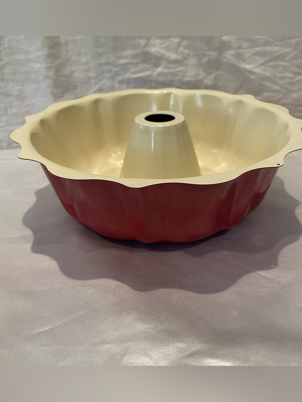 Vintage Fluted Bunt Cake Pan Maroon Cream Interior Mold